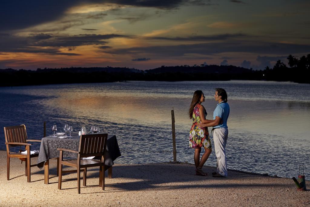 Amaranthe Bay Resort & Spa Тринкомали Экстерьер фото