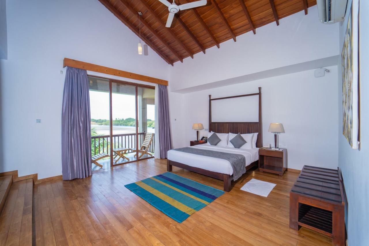 Amaranthe Bay Resort & Spa Тринкомали Экстерьер фото